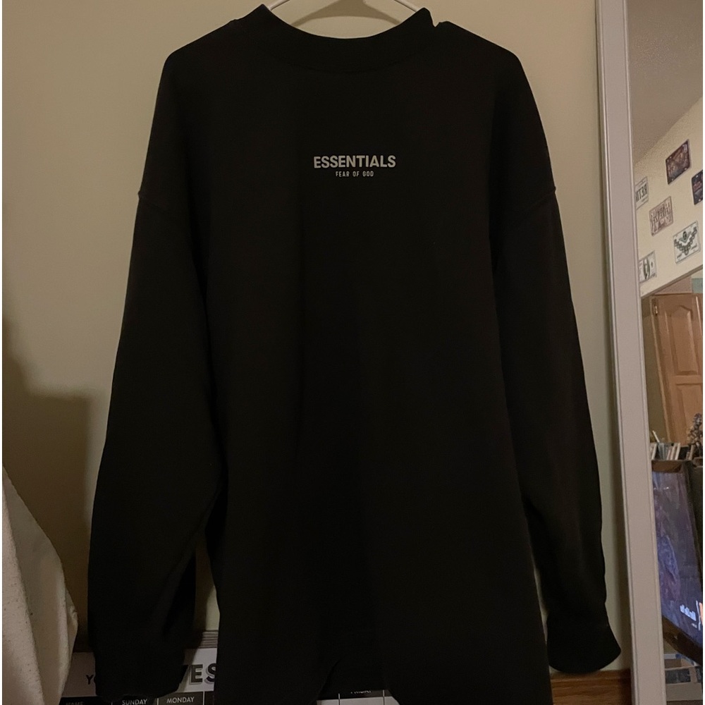 Essentials Crewneck
